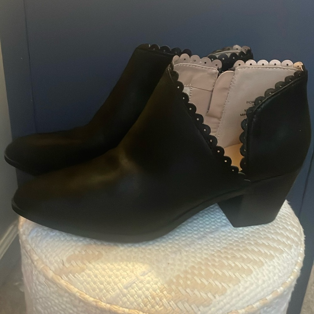 Ankle booties